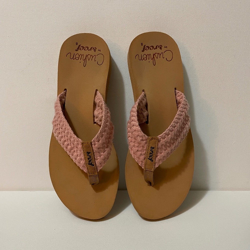 Women's Size 8 Reef Peach & Tan Flip Flops